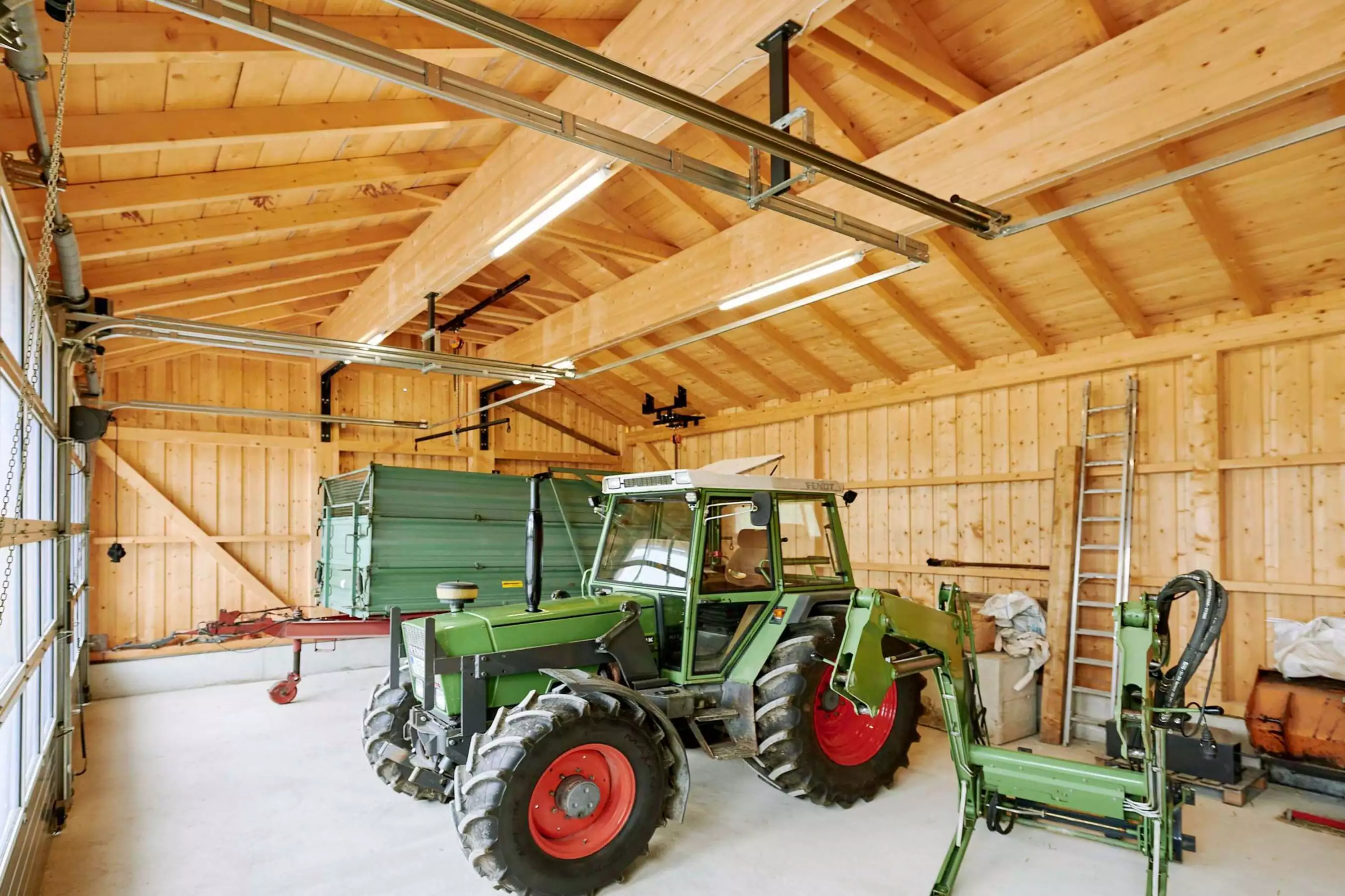 Sanierung Aufstockung Holzhaus Dachstuhl Terrassen Dämmung